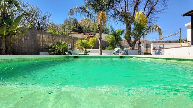 8 chambre Finca/Maison de Campagne à vendre à Alora avec piscine - 889 000 € (Ref: 9726920)