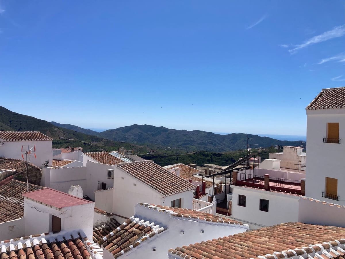 3 sovrum Hus till salu i Canillas de Aceituno med garage - 159 000 € (Ref: 9729561)