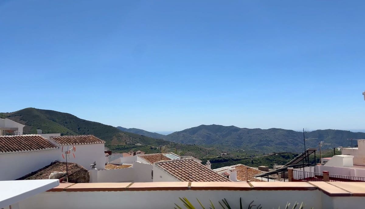 3 sovrum Hus till salu i Canillas de Aceituno med garage - 159 000 € (Ref: 9729561)