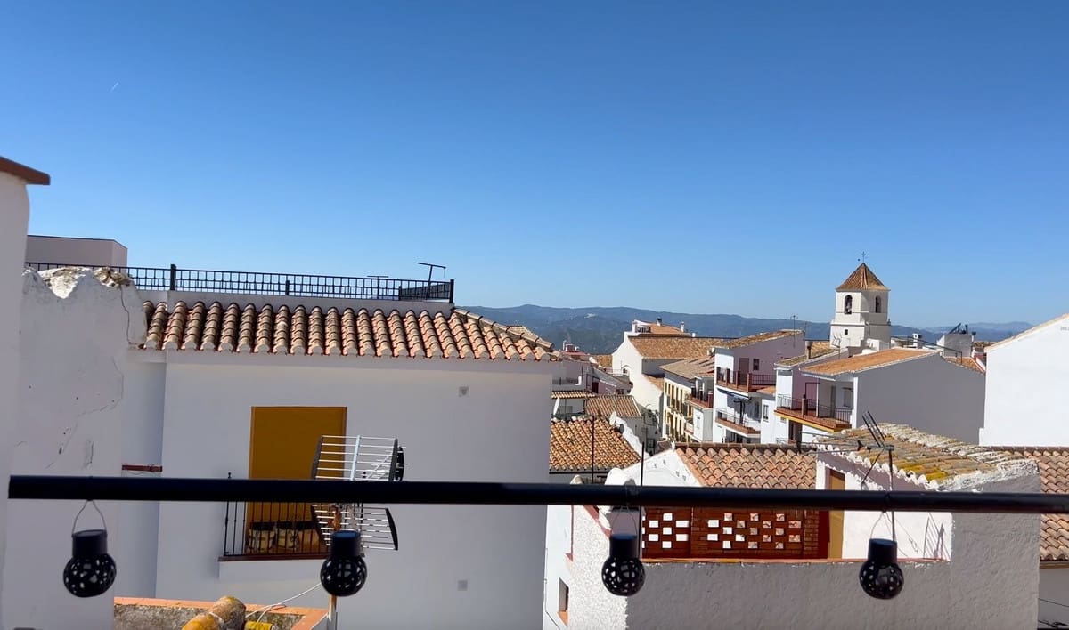 3 sovrum Hus till salu i Canillas de Aceituno med garage - 159 000 € (Ref: 9729561)