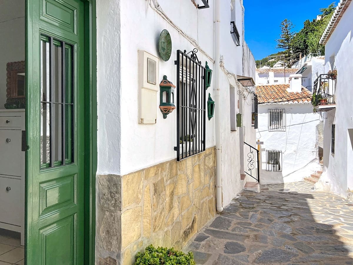 3 sovrum Hus till salu i Canillas de Aceituno med garage - 159 000 € (Ref: 9729561)