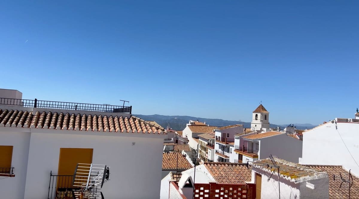 3 sovrum Hus till salu i Canillas de Aceituno med garage - 159 000 € (Ref: 9729561)