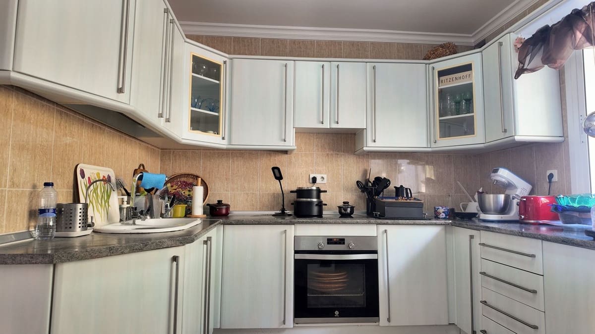 3 bedroom Townhouse for sale in Monda with garage - € 349,000 (Ref: 9730818)