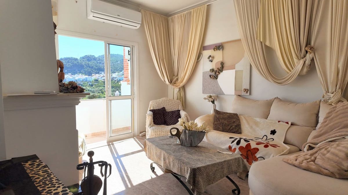 3 bedroom Townhouse for sale in Monda with garage - € 349,000 (Ref: 9730818)