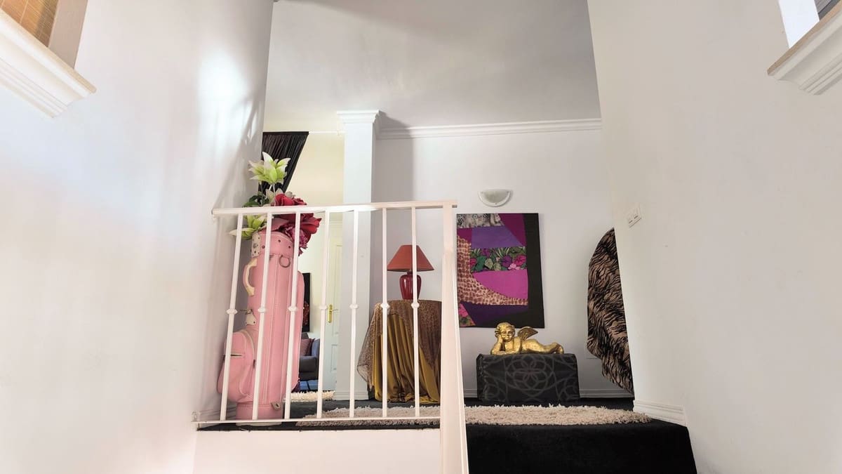 3 bedroom Townhouse for sale in Monda with garage - € 349,000 (Ref: 9730818)