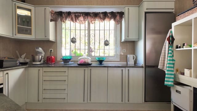 3 chambre Maison de Ville à vendre à Monda avec garage - 349 000 € (Ref: 9730818)