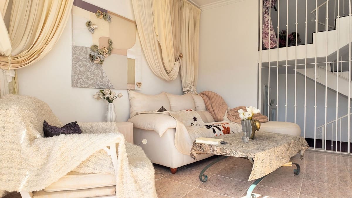 3 soveværelse Byhus til salg i Monda med garage - € 349.000 (Ref: 9730818)