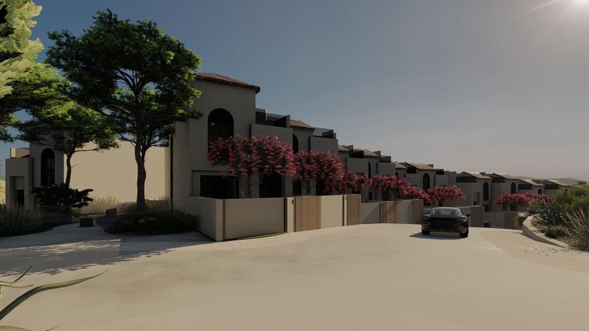 3 bedroom Townhouse for sale in Guaro with pool - € 725,000 (Ref: 9731387)