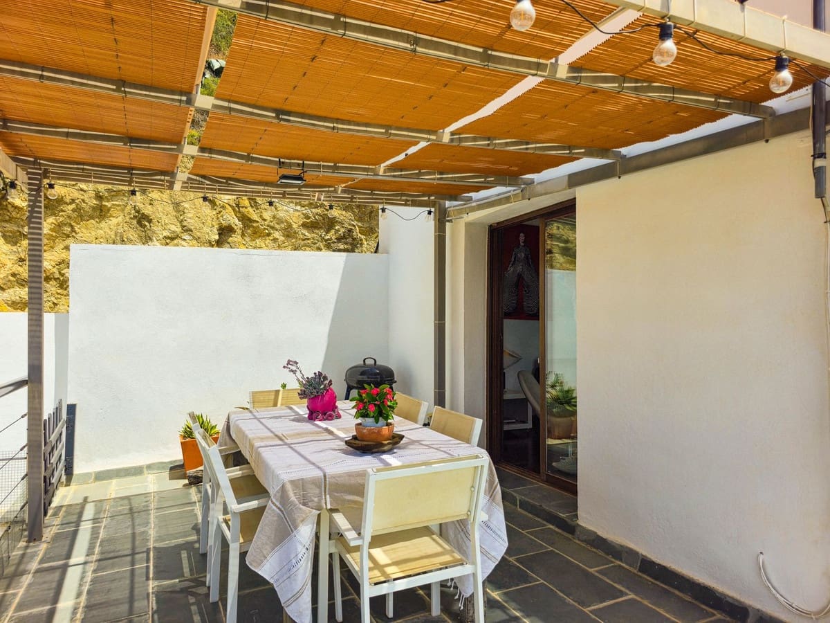 5 Zimmer Villa zu verkaufen in Almunecar mit Pool Garage - 899.500 € (Ref: 9735008)