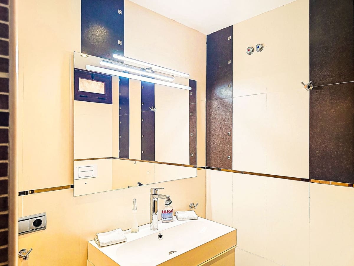 5 Zimmer Villa zu verkaufen in Almunecar mit Pool Garage - 899.500 € (Ref: 9735008)