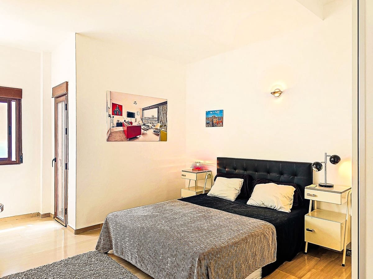 5 Zimmer Villa zu verkaufen in Almunecar mit Pool Garage - 899.500 € (Ref: 9735008)