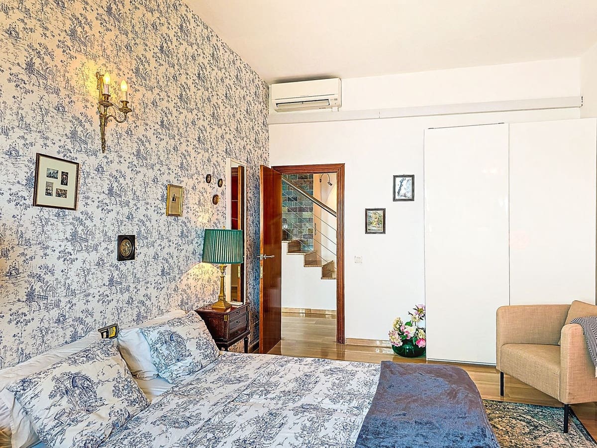 5 Zimmer Villa zu verkaufen in Almunecar mit Pool Garage - 899.500 € (Ref: 9735008)