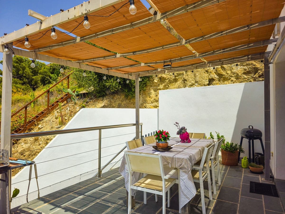 5 Zimmer Villa zu verkaufen in Almunecar mit Pool Garage - 899.500 € (Ref: 9735008)