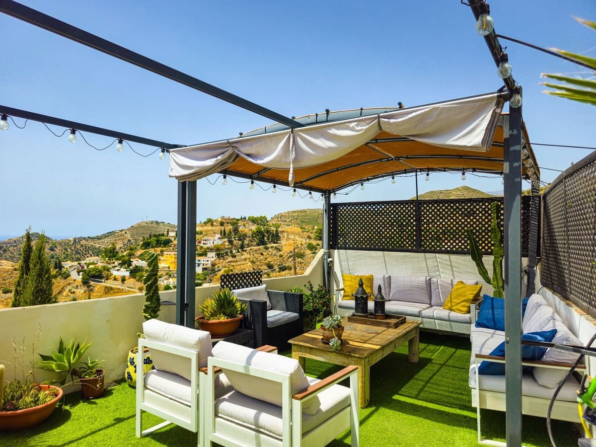 5 Zimmer Villa zu verkaufen in Almunecar mit Pool Garage - 899.500 € (Ref: 9735008)