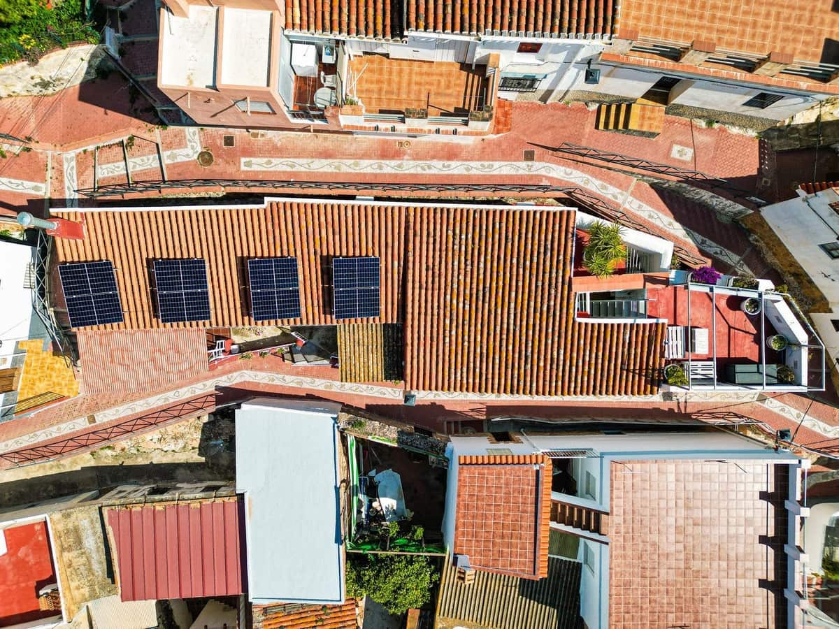 3 bedroom Townhouse for sale in Velez de Benaudalla - € 145,000 (Ref: 9737914)