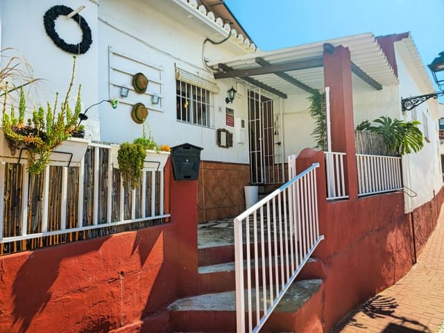 Casa de 3 habitaciones en Vélez de Benaudalla en venta - 145.000 € (Ref: 9737914)