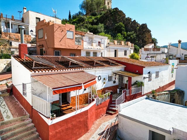 Casa de 3 habitaciones en Vélez de Benaudalla en venta - 145.000 € (Ref: 9737914)