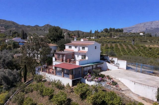 Finca/Casa Rural de 2 habitaciones en Alora en venta con piscina garaje - 260.000 € (Ref: 9753512)