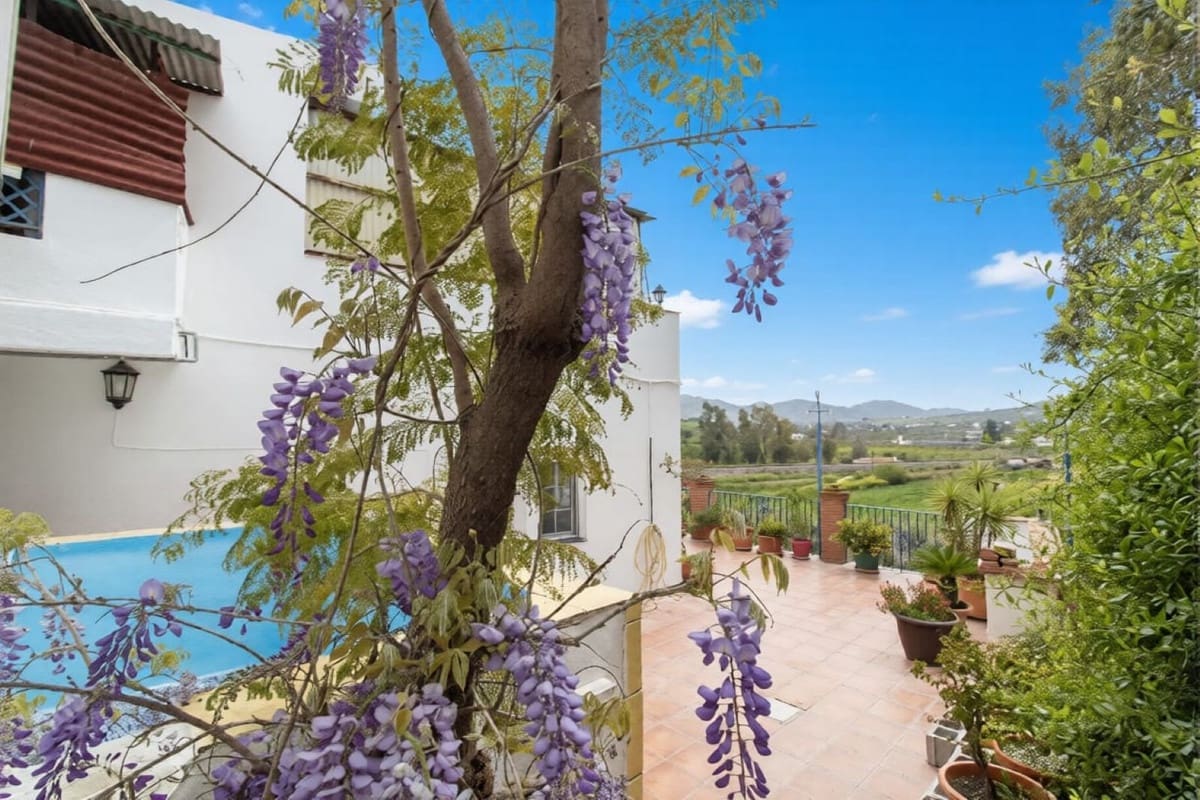 Finca/Casa Rural de 2 habitaciones en Alora en venta con piscina garaje - 260.000 € (Ref: 9753512)