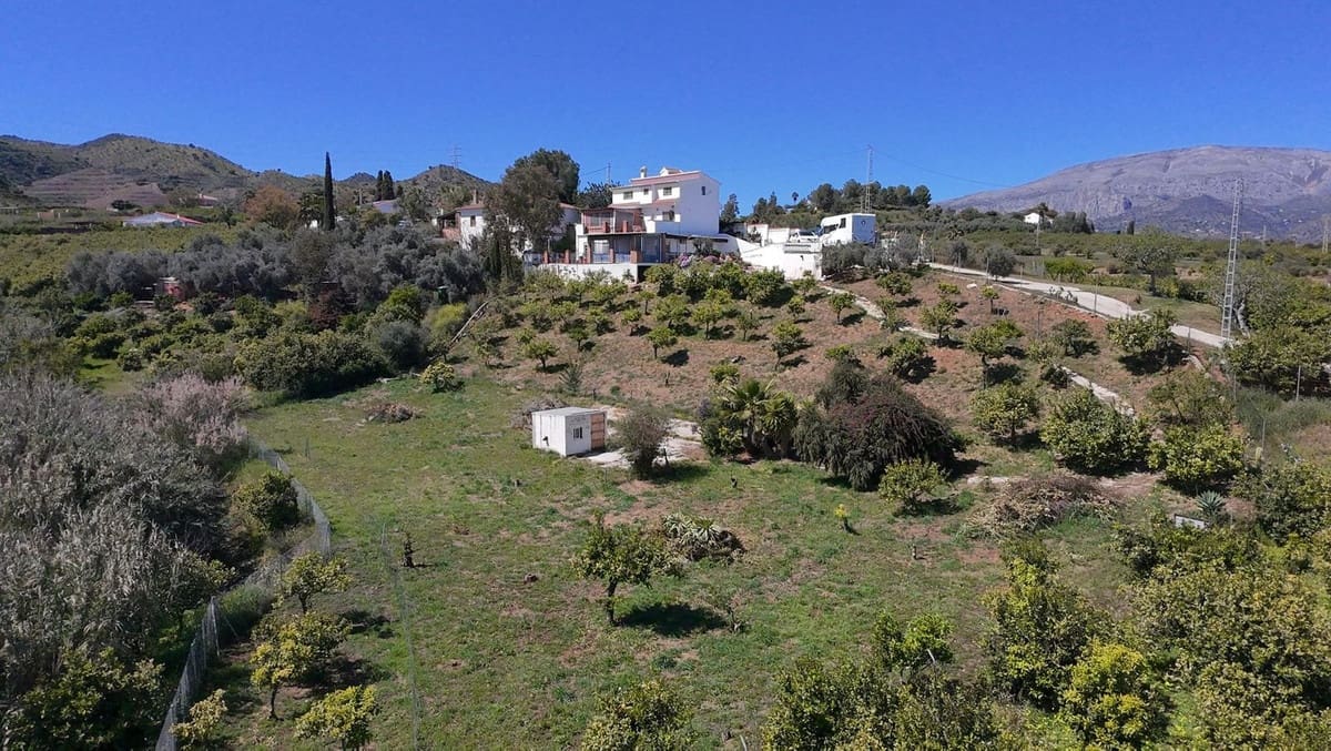 Finca/Casa Rural de 2 habitaciones en Alora en venta con piscina garaje - 260.000 € (Ref: 9753512)