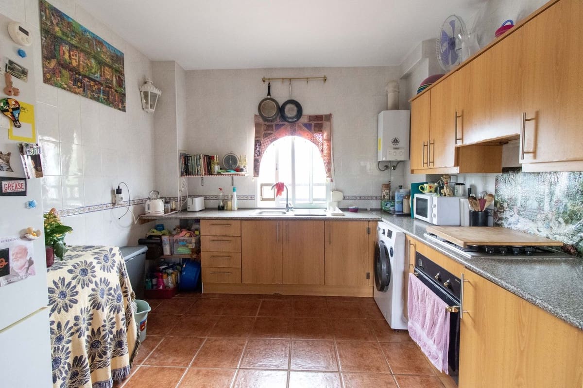 2 bedroom Finca/Country House for sale in Alora with pool garage - € 260,000 (Ref: 9753512)