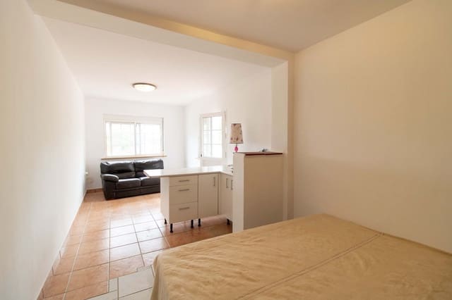 2 chambre Finca/Maison de Campagne à vendre à Alora avec piscine garage - 260 000 € (Ref: 9753512)