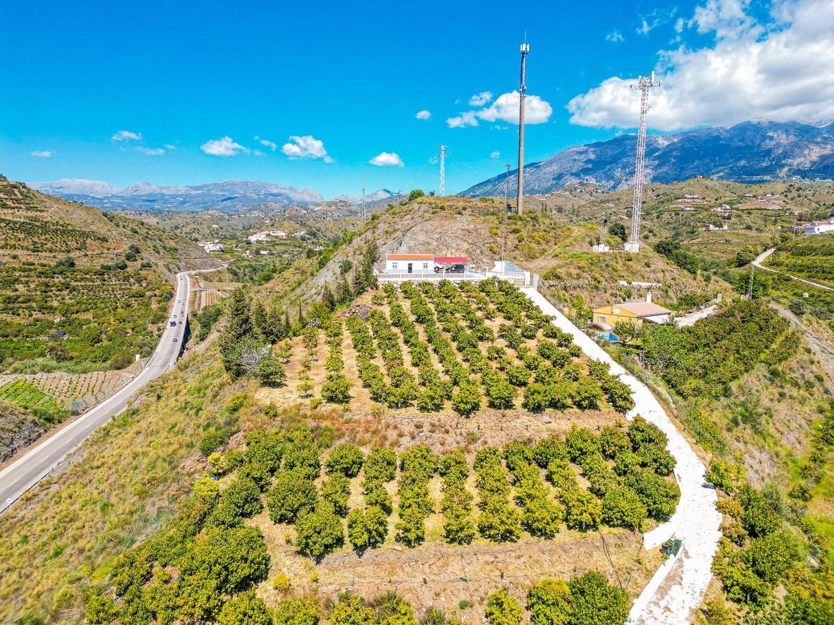 1 soverom Villa til salgs i Vinuela med garasje - € 420 000 (Ref: 9755189)