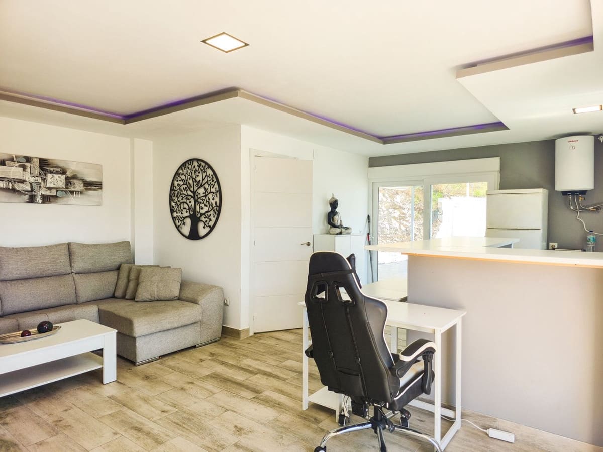 1 soverom Villa til salgs i Vinuela med garasje - € 420 000 (Ref: 9755189)