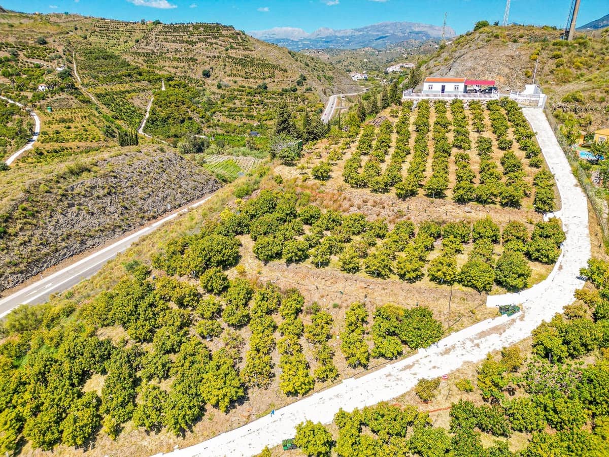 1 soverom Villa til salgs i Vinuela med garasje - € 420 000 (Ref: 9755189)