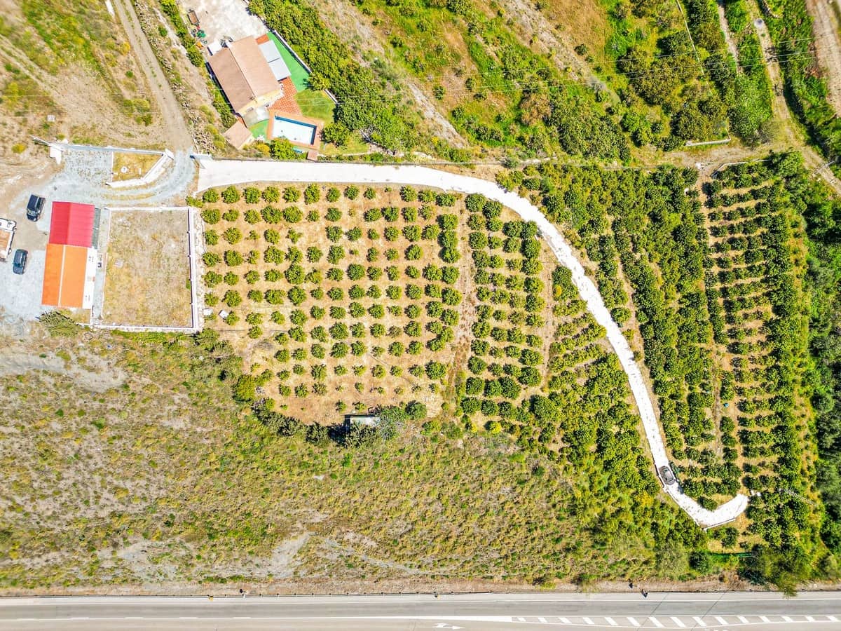 1 soverom Villa til salgs i Vinuela med garasje - € 420 000 (Ref: 9755189)