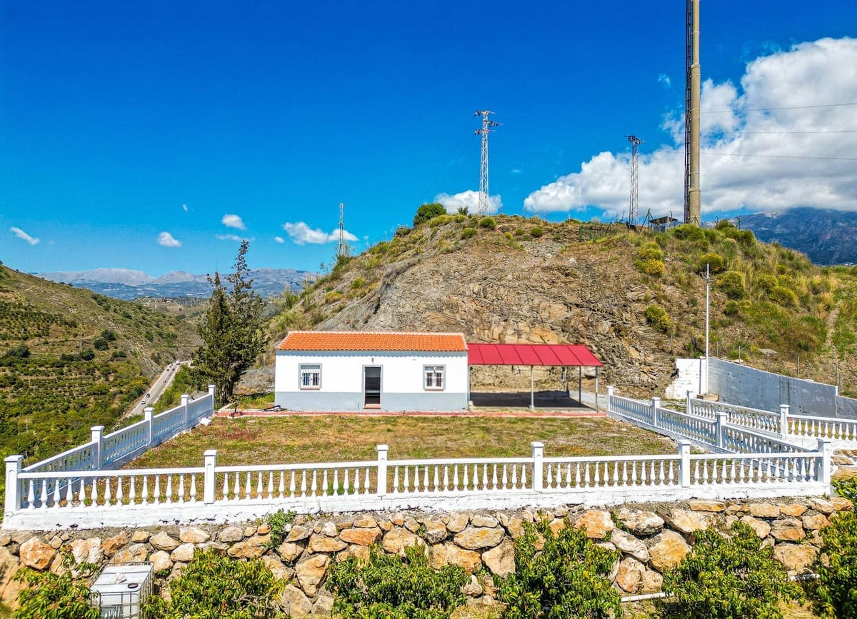 1 soverom Villa til salgs i Vinuela med garasje - € 420 000 (Ref: 9755189)