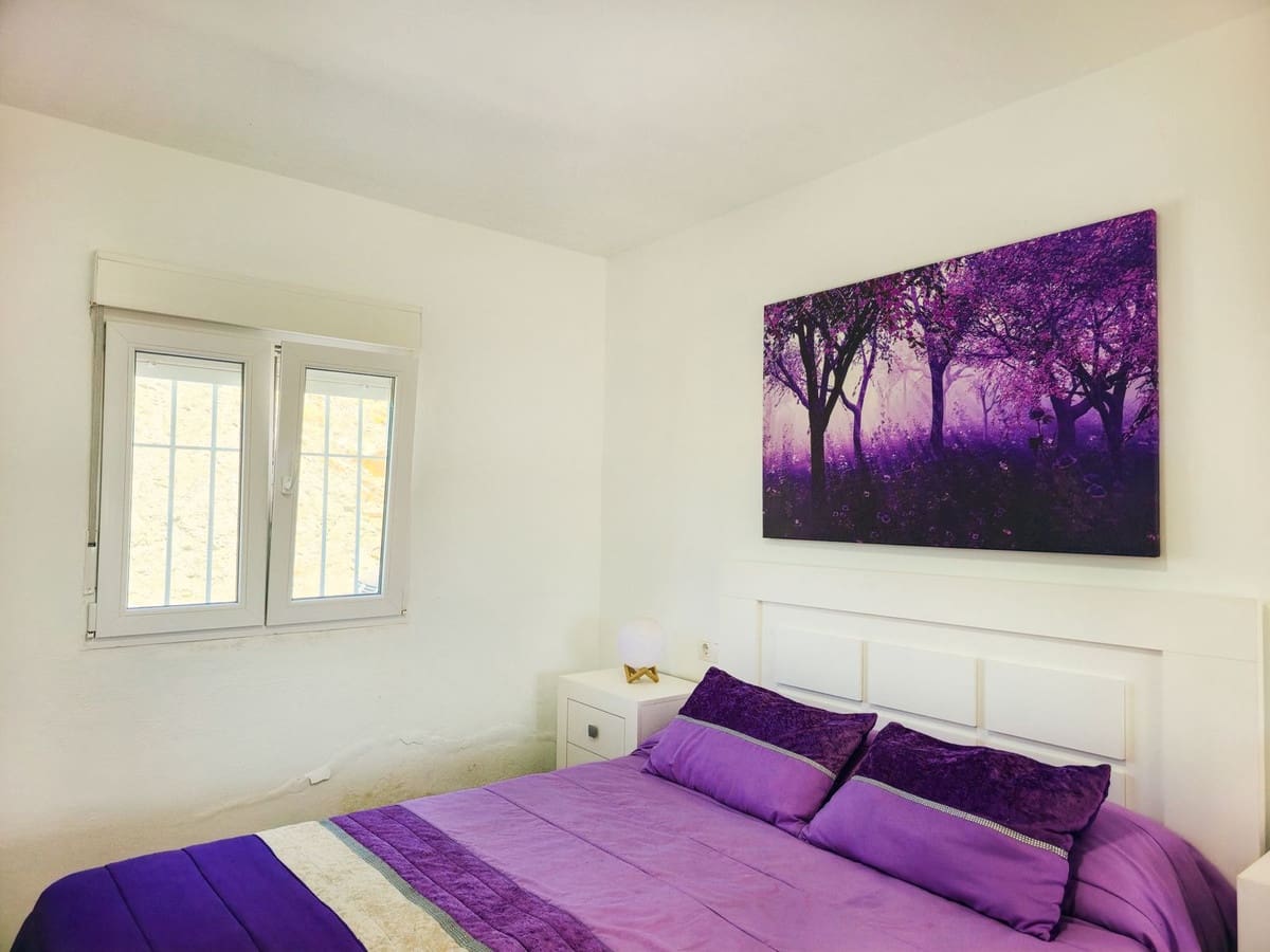 1 bedroom Villa for sale in Vinuela with garage - € 420,000 (Ref: 9755189)