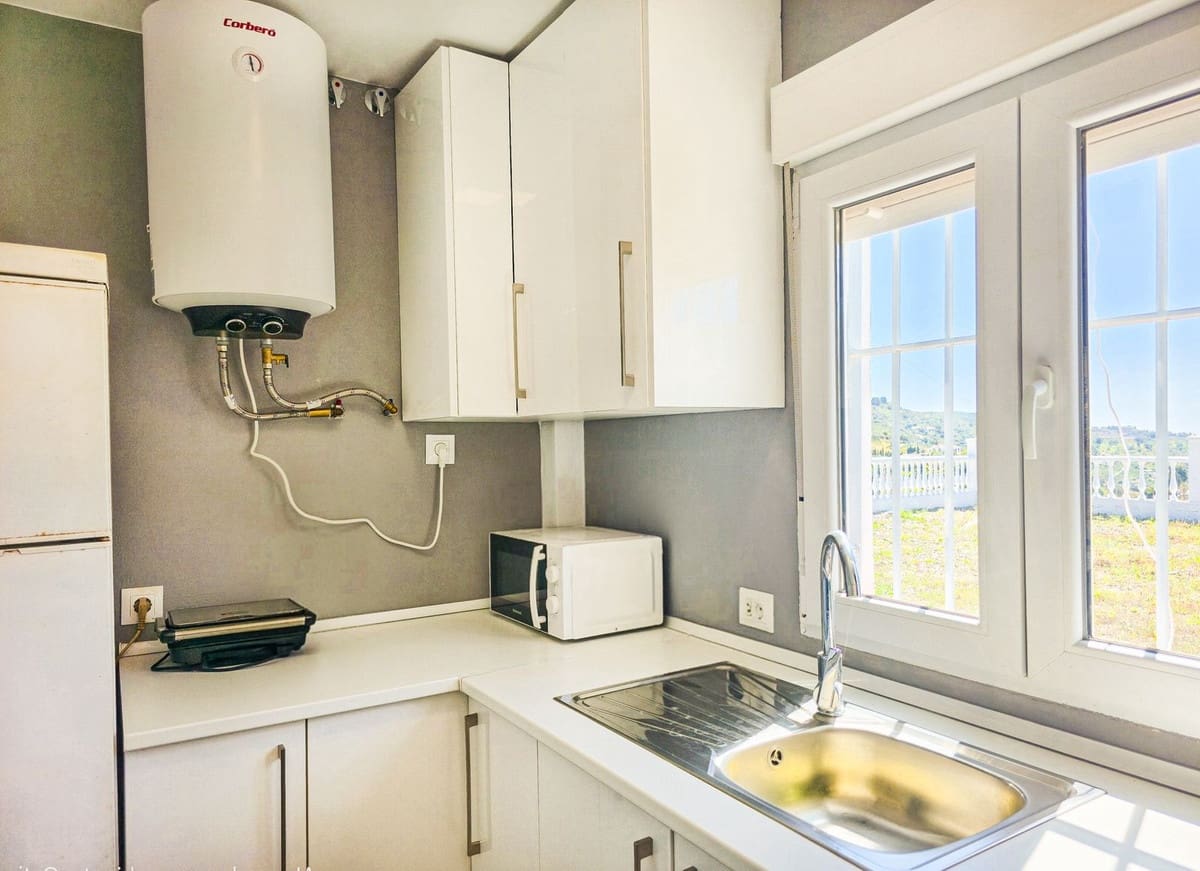 1 bedroom Villa for sale in Vinuela with garage - € 420,000 (Ref: 9755189)