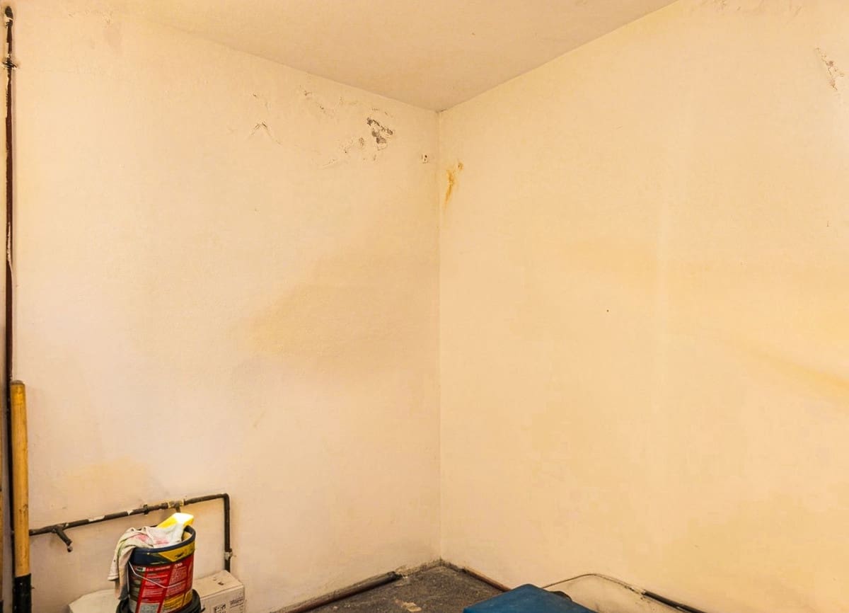 2 bedroom Villa for sale in Alcaucin with pool garage - € 285,000 (Ref: 9755312)