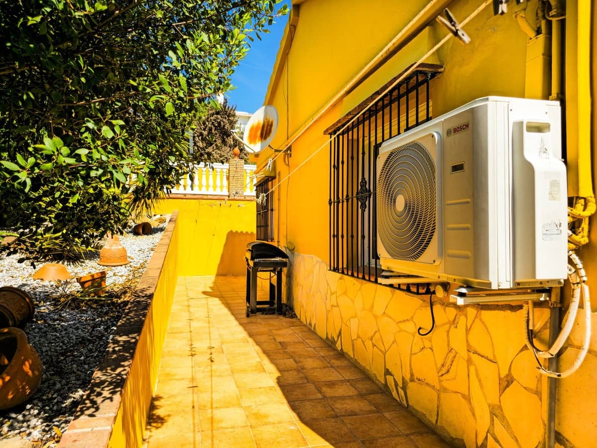 2 camera da letto Villa in vendita in Alcaucin con piscina garage - 285.000 € (Rif: 9755312)