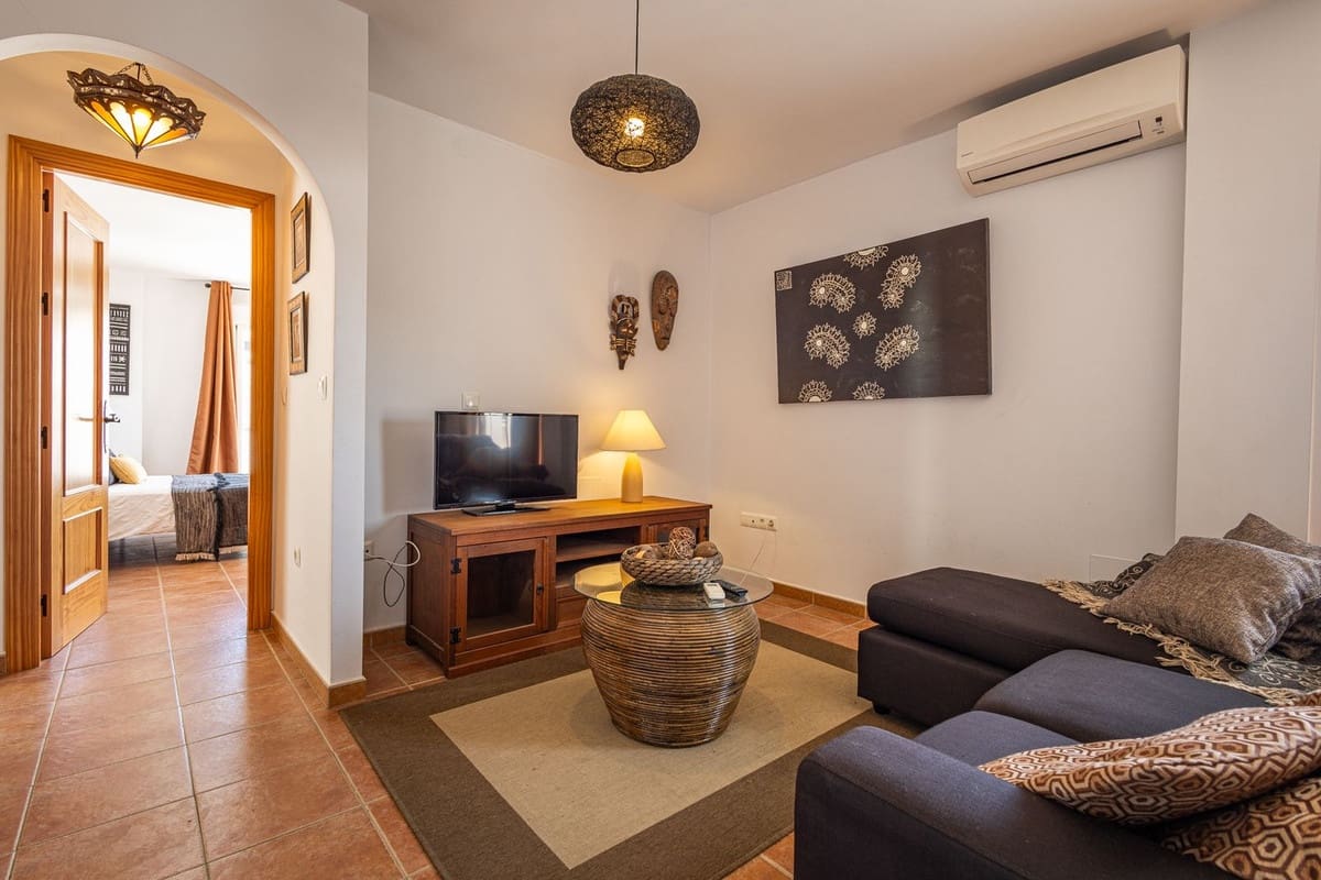 5 soveværelse Byhus til salg i Canillas de Albaida - € 550.000 (Ref: 9756300)