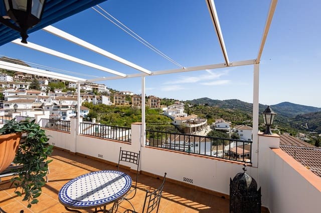 5 soveværelse Byhus til salg i Canillas de Albaida - € 550.000 (Ref: 9756300)