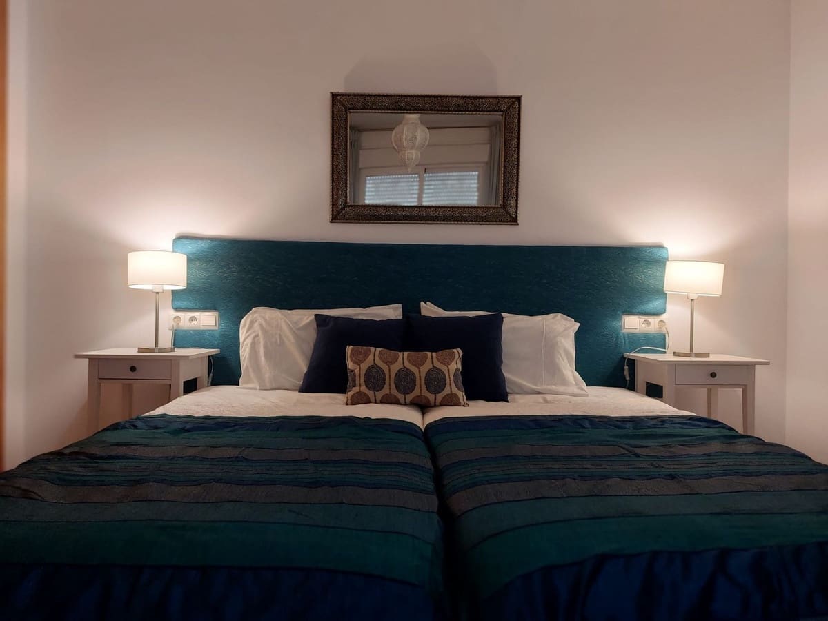 5 soveværelse Byhus til salg i Canillas de Albaida - € 550.000 (Ref: 9756300)