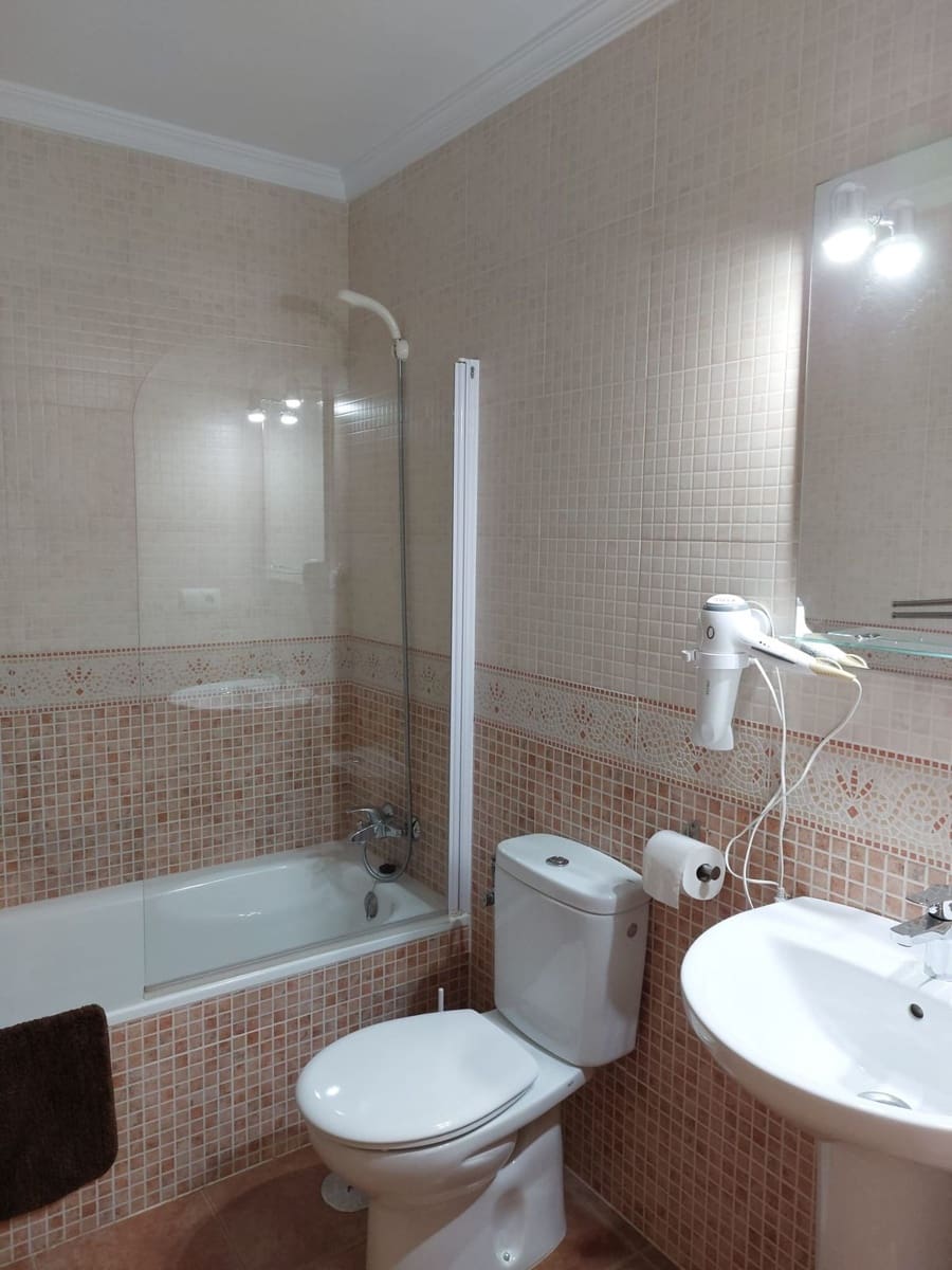 5 soveværelse Byhus til salg i Canillas de Albaida - € 550.000 (Ref: 9756300)