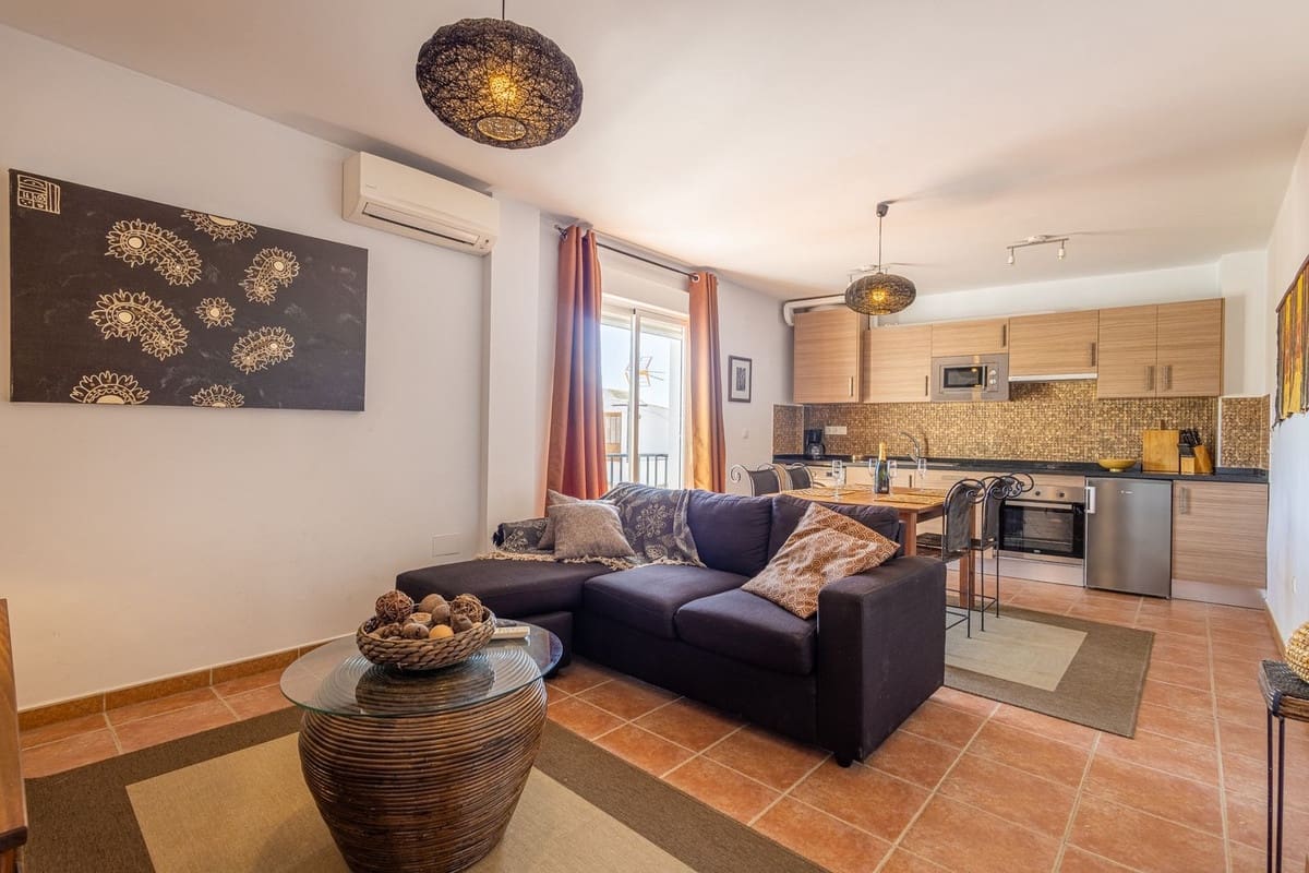 5 bedroom Townhouse for sale in Canillas de Albaida - € 550,000 (Ref: 9756300)