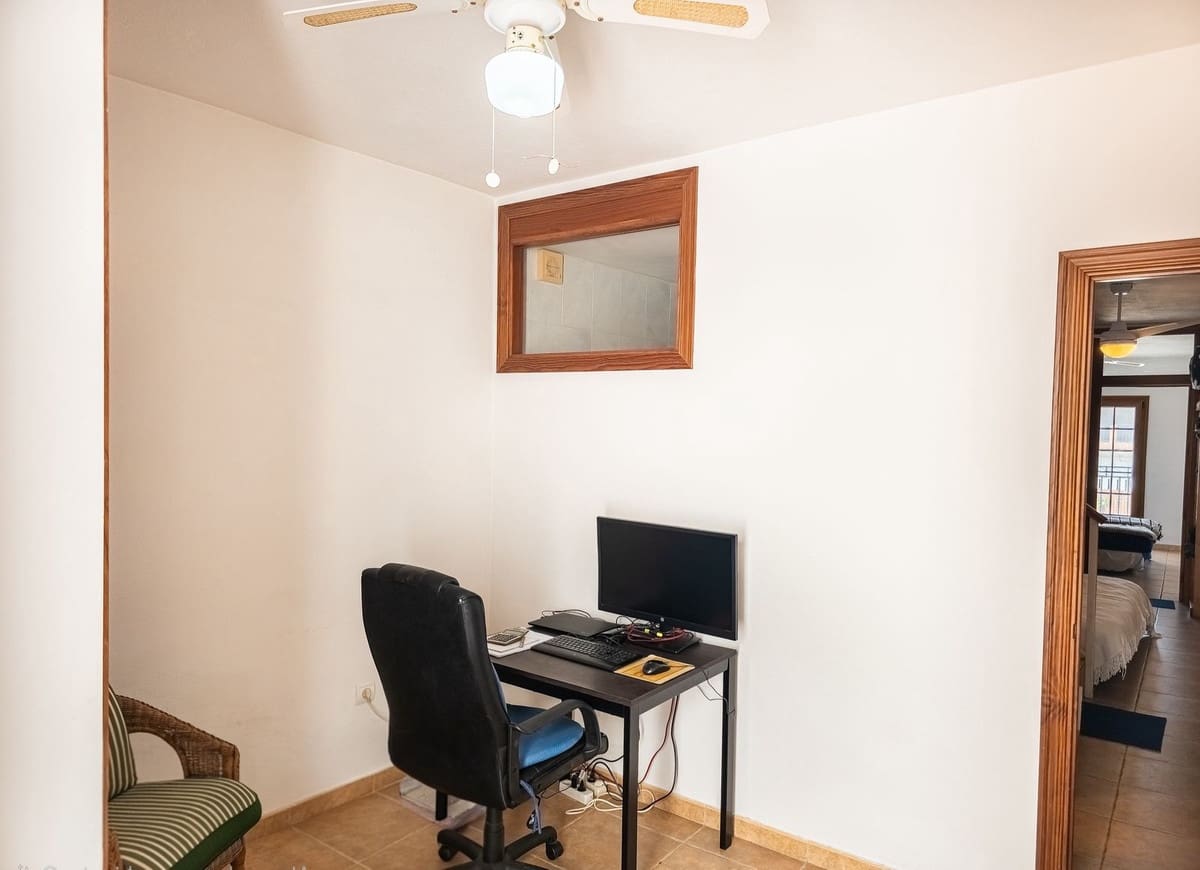 3 soveværelse Byhus til salg i Benamocarra - € 182.500 (Ref: 9772672)