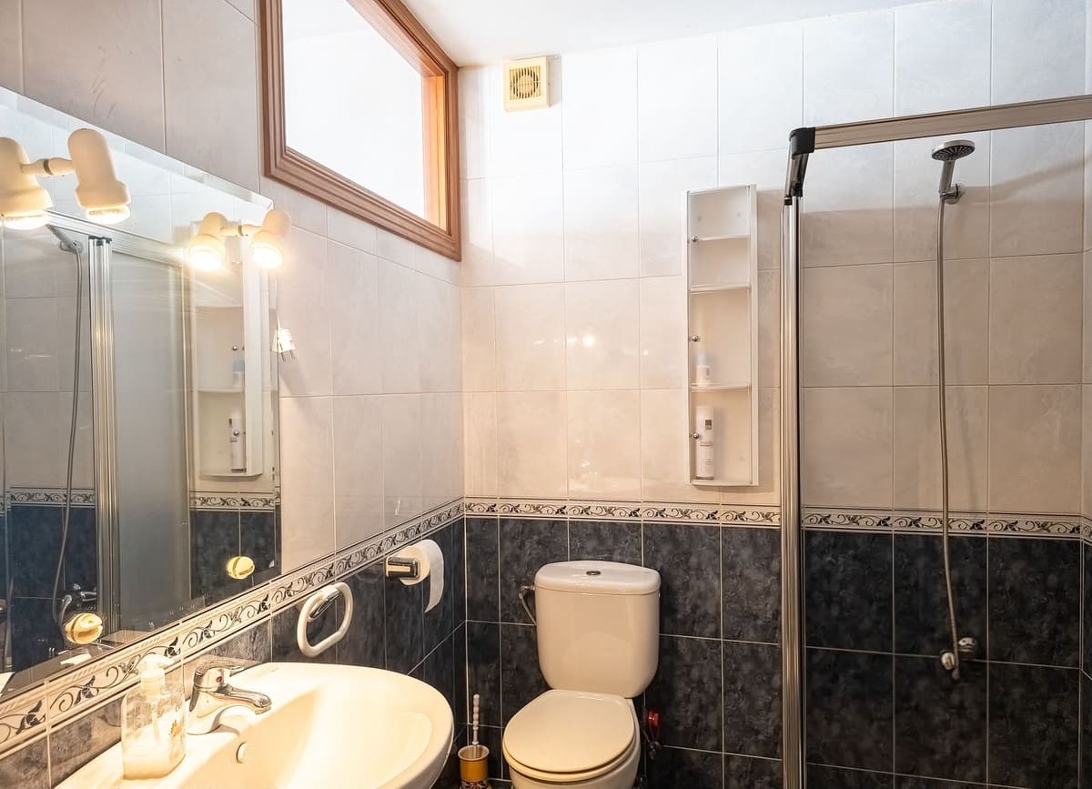 3 soveværelse Byhus til salg i Benamocarra - € 182.500 (Ref: 9772672)