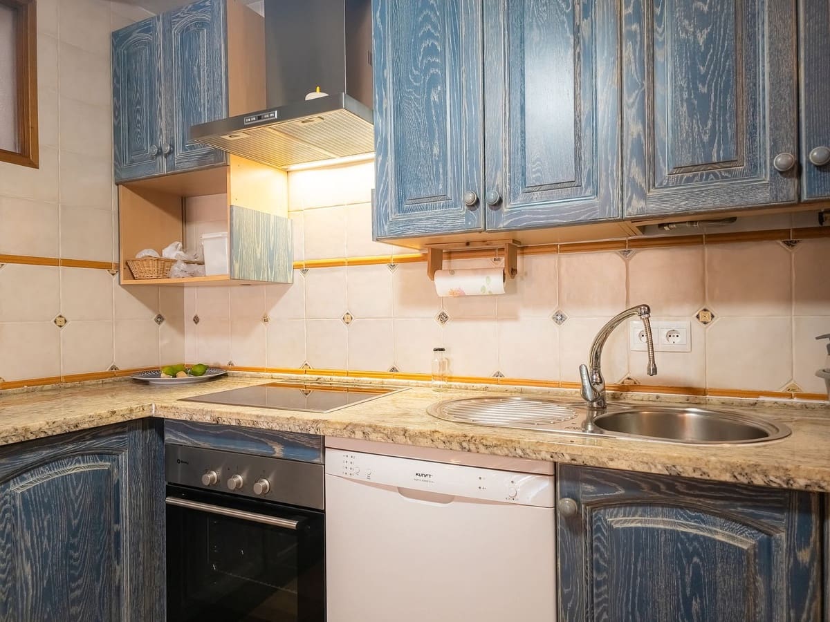 3 bedroom Townhouse for sale in Benamocarra - € 182,500 (Ref: 9772672)