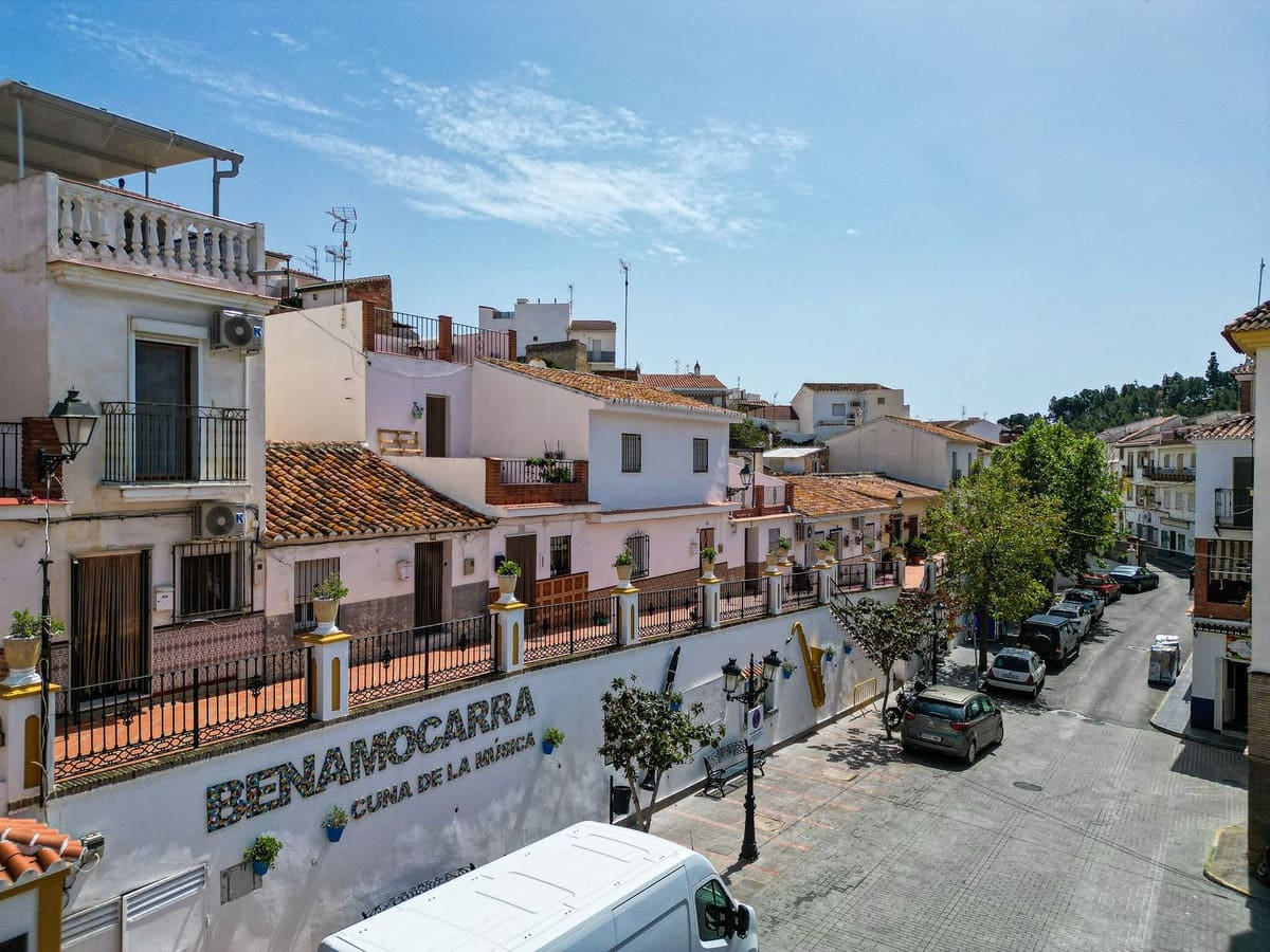 3 bedroom Townhouse for sale in Benamocarra - € 182,500 (Ref: 9772672)