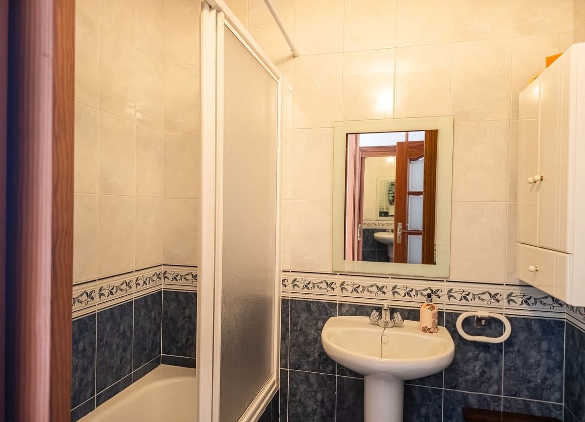 3 slaapkamer Huis te koop in Benamocarra - € 182.500 (Ref: 9772672)