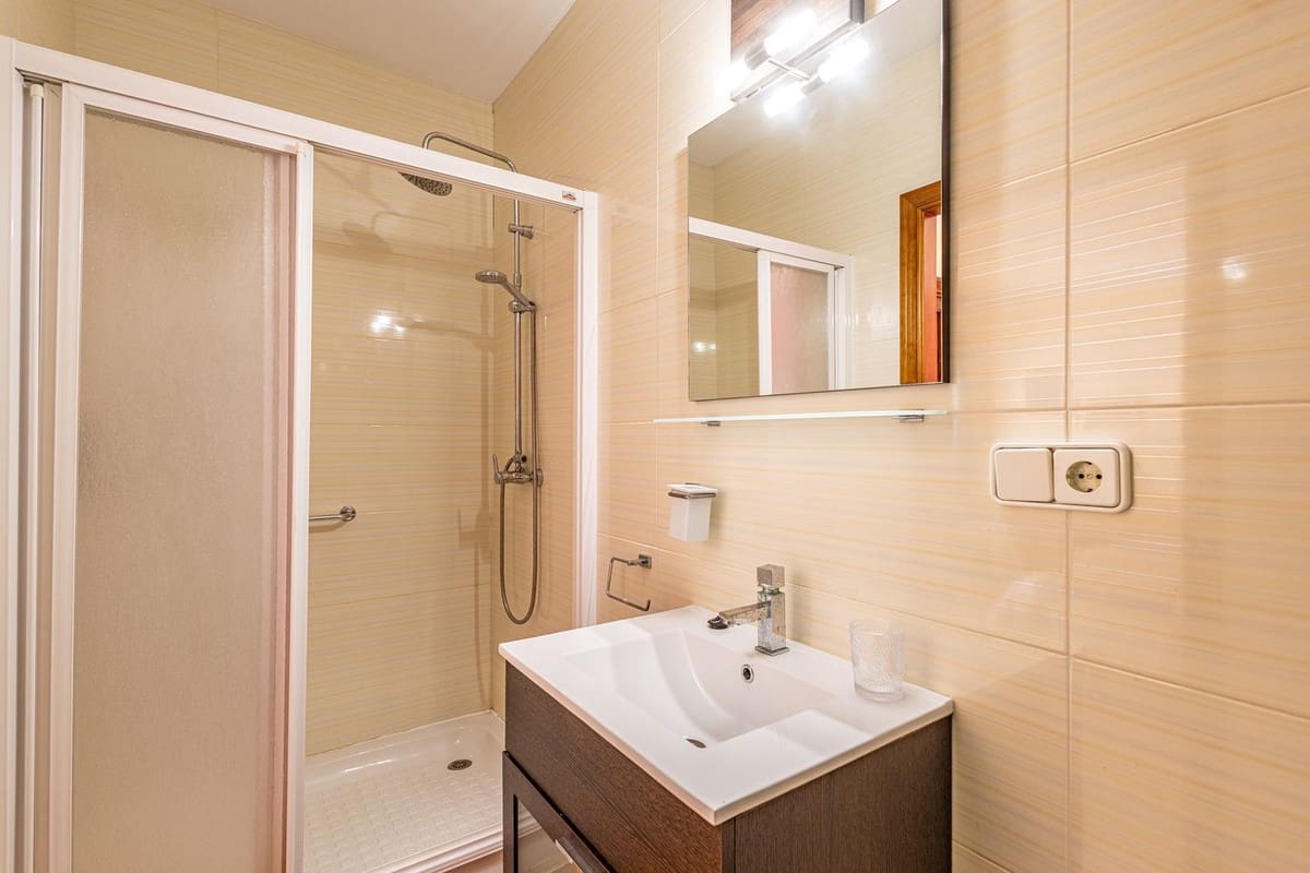 5 sovrum Villa till salu i Competa med pool garage - 790 000 € (Ref: 9777105)