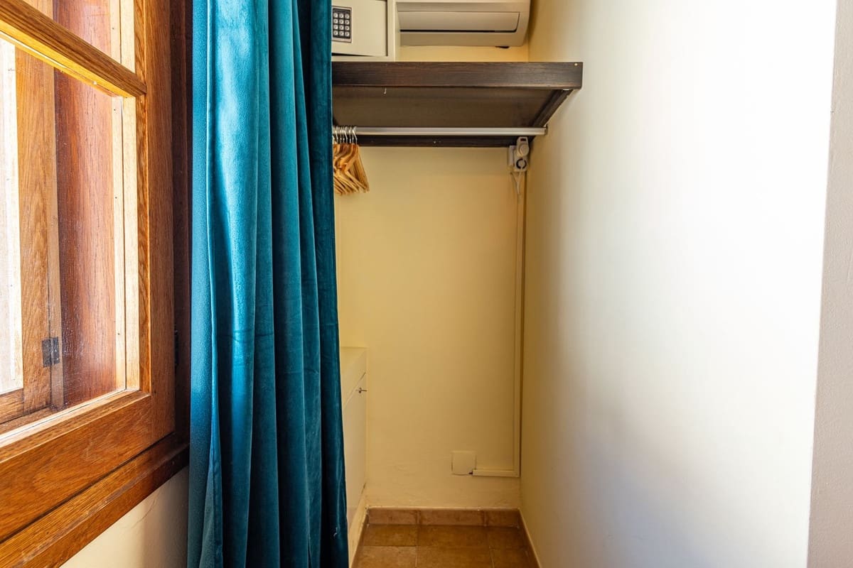 5 sovrum Villa till salu i Competa med pool garage - 790 000 € (Ref: 9777105)