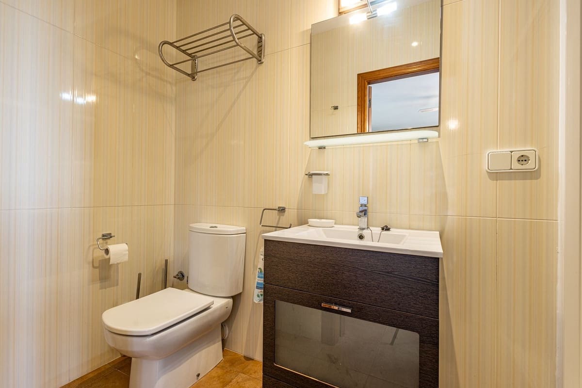 5 sovrum Villa till salu i Competa med pool garage - 790 000 € (Ref: 9777105)