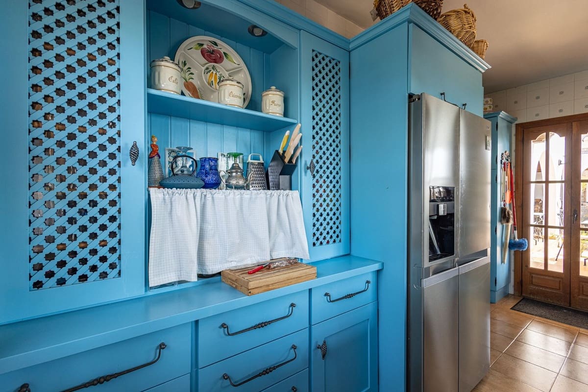 5 sovrum Villa till salu i Competa med pool garage - 790 000 € (Ref: 9777105)