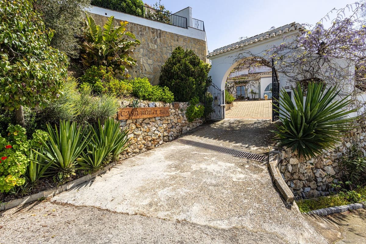 5 sovrum Villa till salu i Competa med pool garage - 790 000 € (Ref: 9777105)